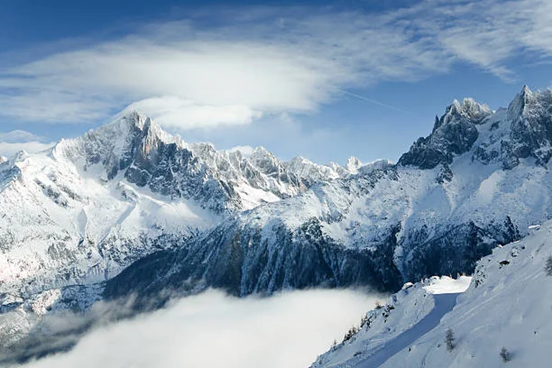 慕星棋牌推荐采尔马特马特洪峰雪景